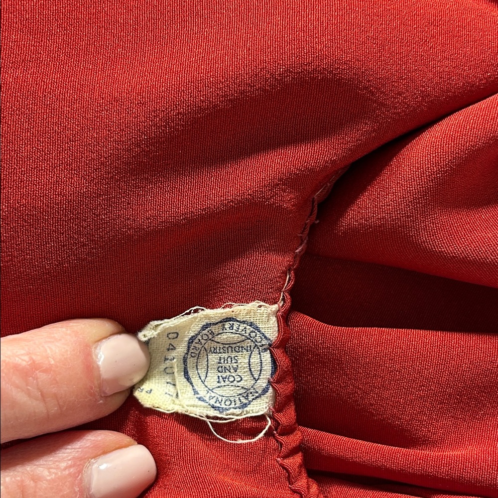 Source Unknown Scarlet Blazer with Ebony Accents - Picture 7 of 9
